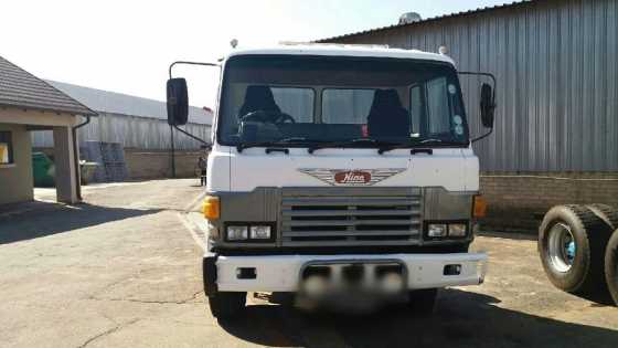 Toyota Hino fitted with BRAND NEW 8000 liter honey sucker system