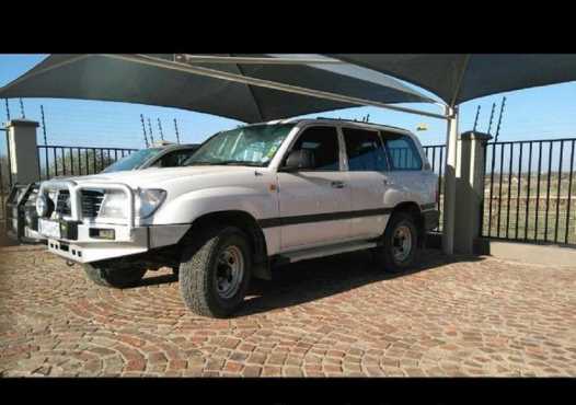 Toyota Land Cruiser 100
