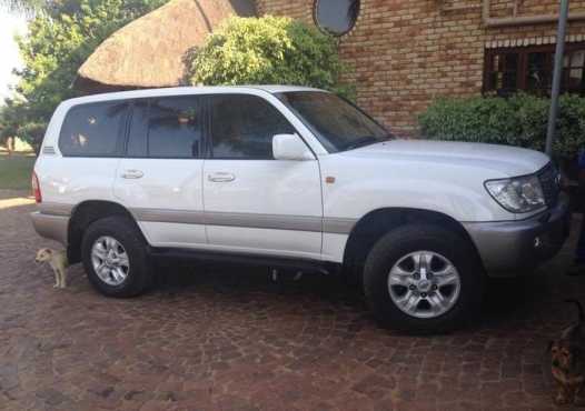 Toyota Land Cruiser VX 100 series 6 Cylinder 4.2 Diesel