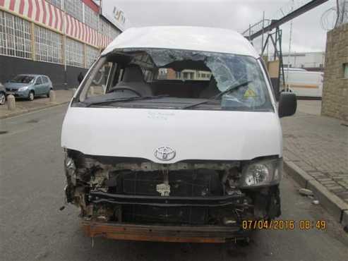 TOYOTA QUANTUM (2010)
