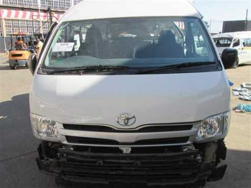 TOYOTA QUANTUM (2014)