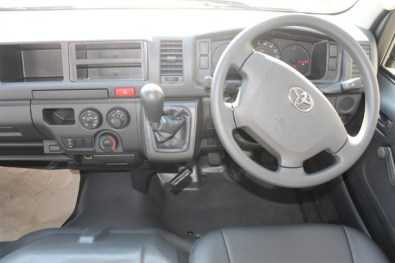 Toyota - Quantum 2.5 D-4D Sesfikile 16 Seater