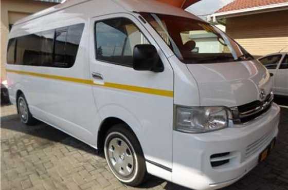 Toyota Quantum 2.7 14 SEATER