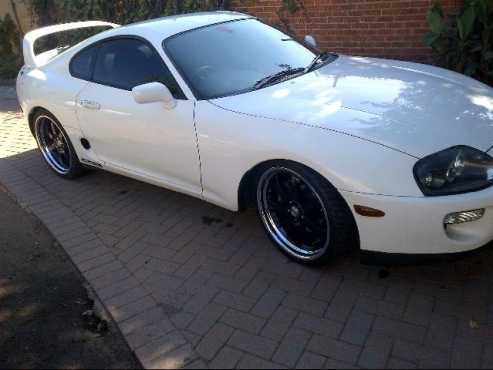 TOYOTA SUPRA MK4 2JZ TWIN TURBO