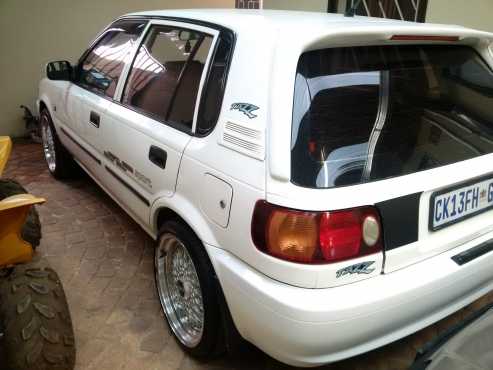 Toyota Tazz 1.3 white 2006