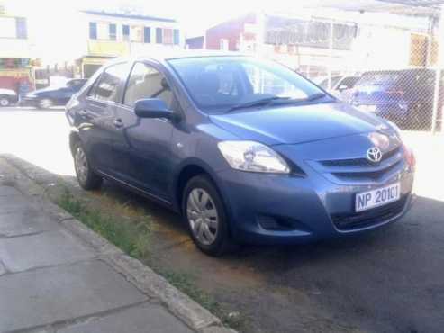 Toyota Yaris 1.3 sedan t3