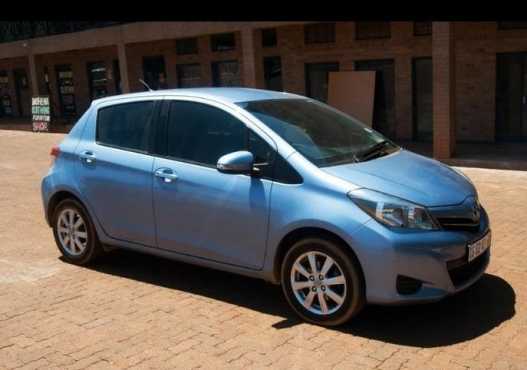 TOYOTA YARIS 1.3 XS