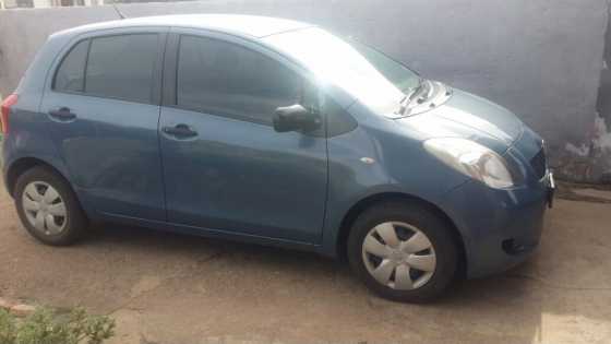 Toyota Yaris 2006 model for sale