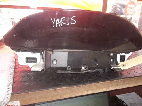 Toyota Yaris Instrument cluster for sale