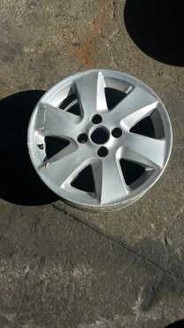 Toyota Yaris T3 15quot 6 Spoke Original Mag