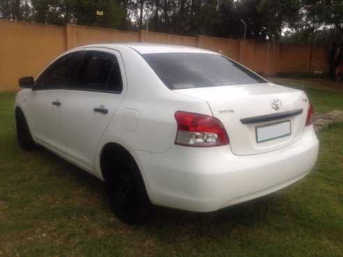 Toyota Yaris T3 White 2008 Sedan 176000km Good Condition R68000 neg