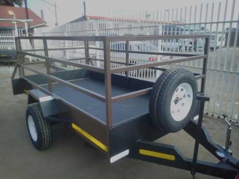 Trailer  R13600, spare and jockey included