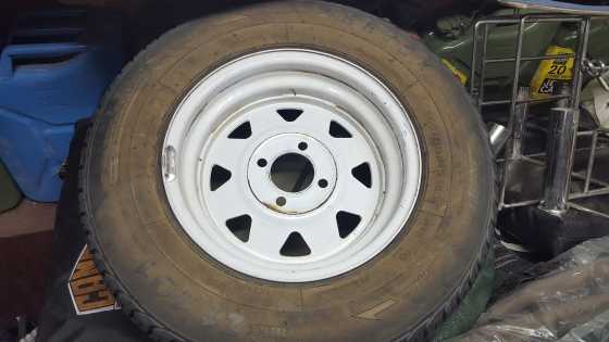 Trailer spare wheel