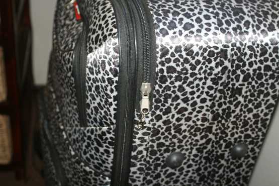Travel Suitcase Silk Leopard Skin (Brand New)
