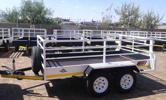 TRIANGLE TRAILERS  SABS Approved