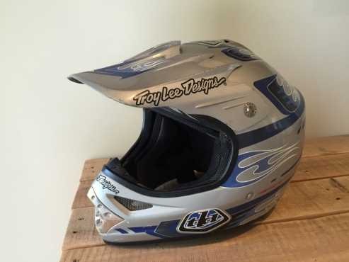 Troy Lee Designs size Large