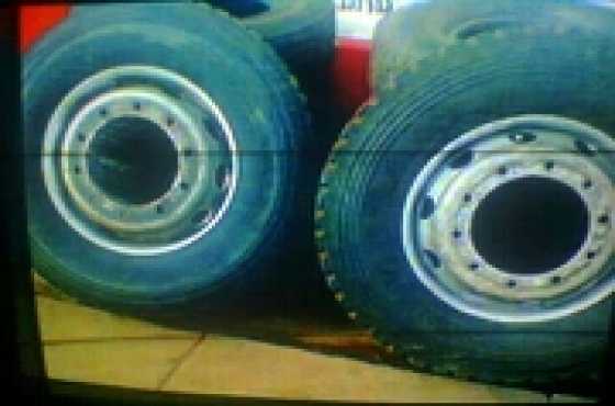 Truck tyres for sale good secondhands