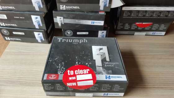 Truimph mixer with diverter