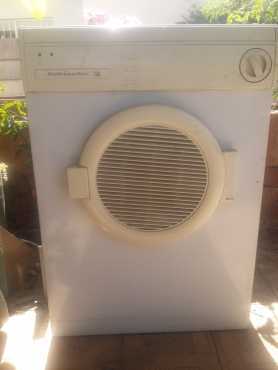 TUMBLE DRYER