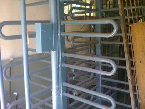 Turnstyle security gates