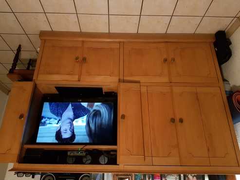 TV Cabinet