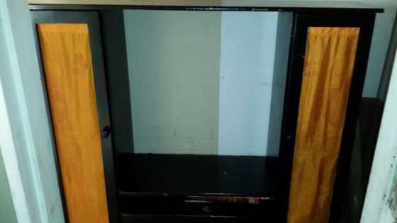 Tv Kas- R8oo.00