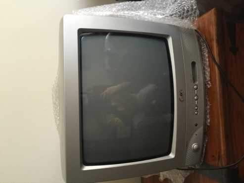 TV LG 36cm