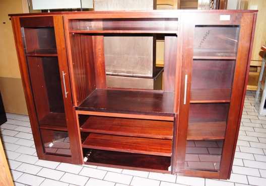 TV Unit S019728A Rosettenvillepawnshop