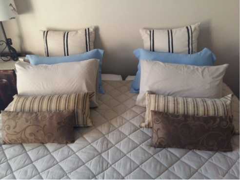 Two single beds for sale