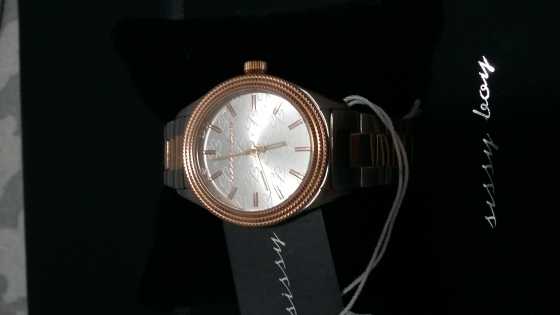 Two tone rosegold  stainless steel Sissy boy watch