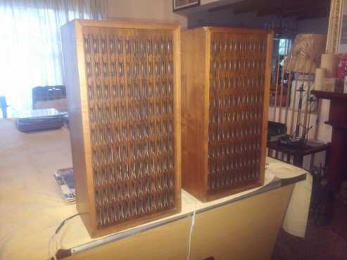 Two vintage (70s) speakers for SALE - Goodmans