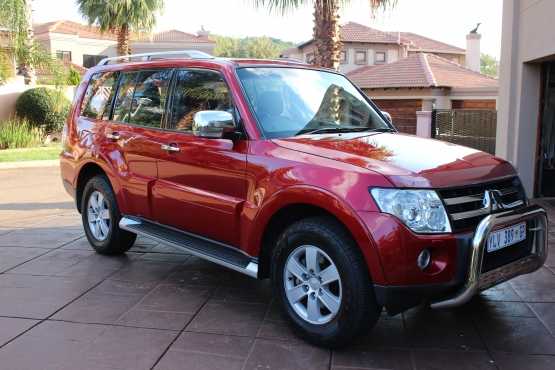 Unique RED Pajero for sale