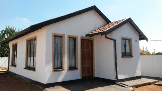 Unitas Park Ext 3. 2 Bedrooms