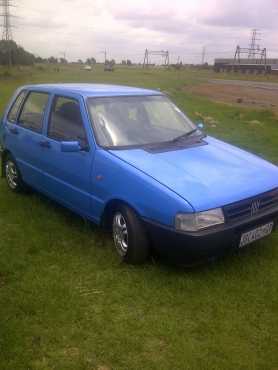 Uno Pacer 1400, 4 door for sale