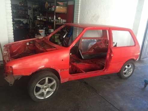 Uno turbo body