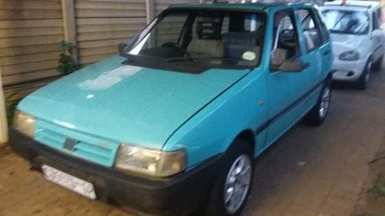 uno4door R20000