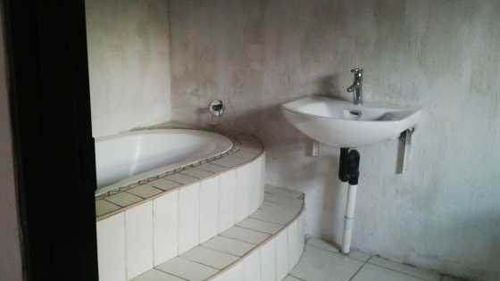 upstairs bachelor pad to rent in birch acres,kempton park