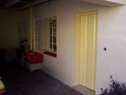 uptown lifestyle living Flat-let to rent in a secure environment Orange Grove area