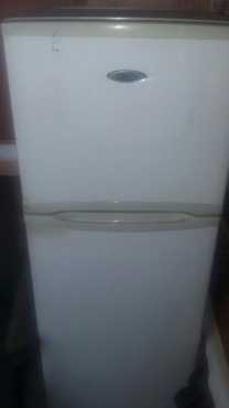 urgent fridge and microwave for sale