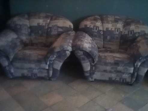 URGENT SALE 4 Piece Lounge Suite