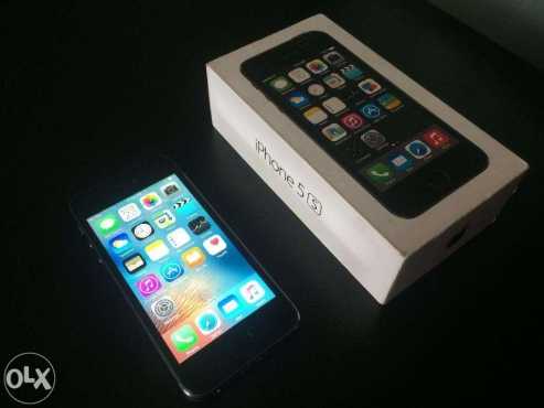 Urgent sale iPhone 5s 16 gig space grey spotless