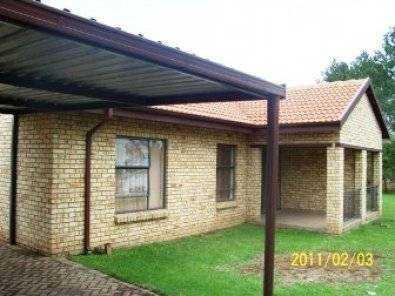 URGENT TOWNHOUSE IN RIVERSDALE, MEYERTON