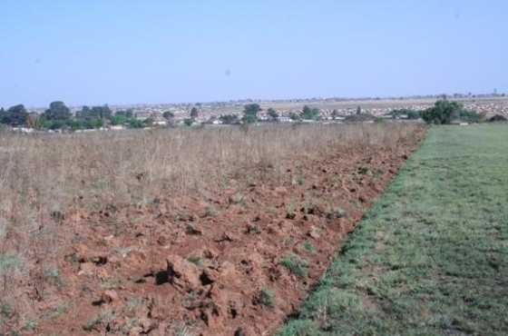 Vacant 1 hectare plot for R 149.000