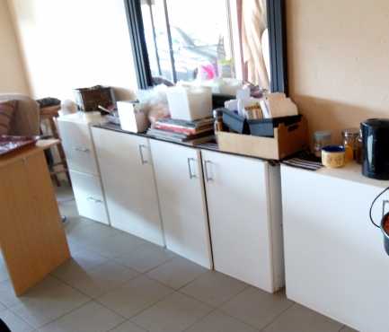 Various Kitchen Cupboard for Sale.