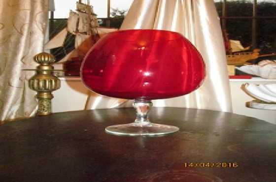 VENETIAN RED GLASS VASE Height 33 cm