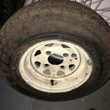 Venter Trailer Rim and Tyre 1458010