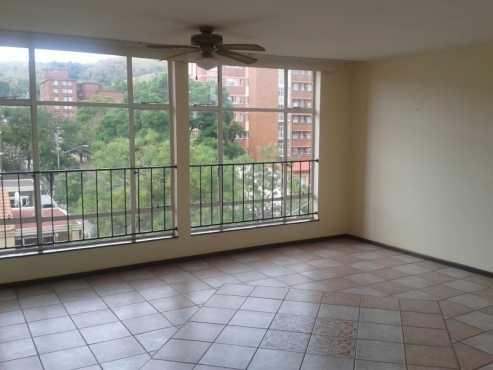 Very neat 2 bedroom 1 bathroom apartment for sale in Wonderboom South