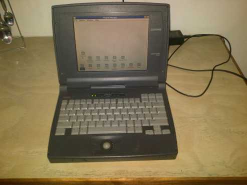 Vintage (1995) Compaq Contura 410C (2860B series)