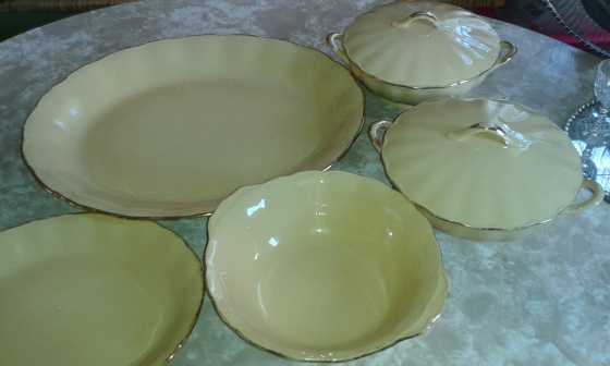 Vintage Antique Grindley Laburnum Petal yellow dish Set
