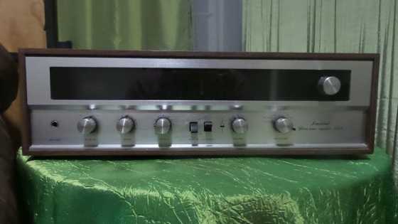 Vintage sansui stereo tuner amplifier